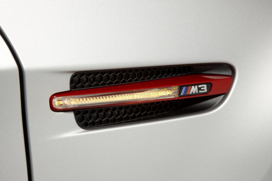 BMW M3 CRT 2011 года  (фото 51 из 76)